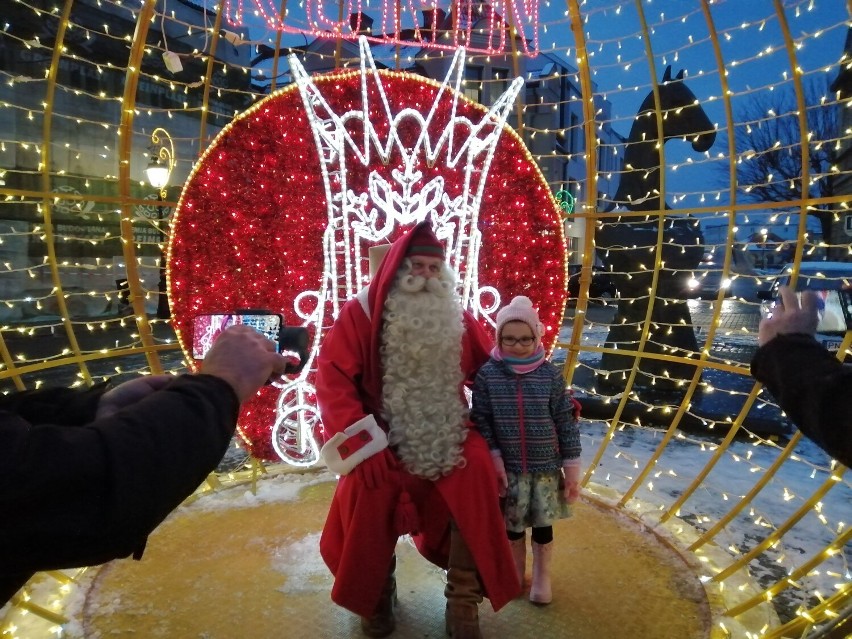 Do Konina przyjechał Święty Mikołaj prosto z Laponii! Spotka się z dziećmi na placu Wolności