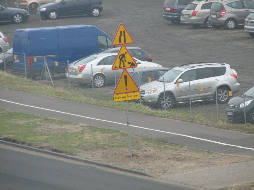Zamaskowany błąd ortograficzny na znaku drogowym w Fordonie