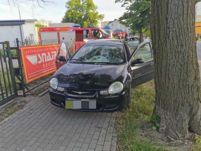 Potrącenie pieszego na ulicy Kaliskiej we Włocławku. Winna kierująca, czy pijany pieszy? [zdjęcia]