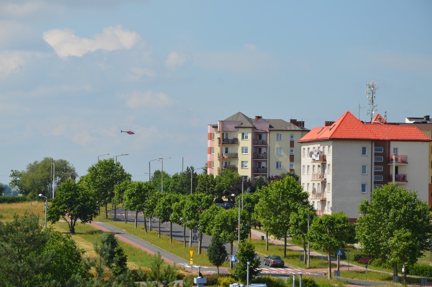 Policyjny helikopter krąży nad Wieluniem. Trwają poszukiwania mieszkańca Gaszyna ZDJĘCIA FILMY