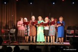 Kabaretowe show w Staszowie. Seniorzy rozbawili publiczność