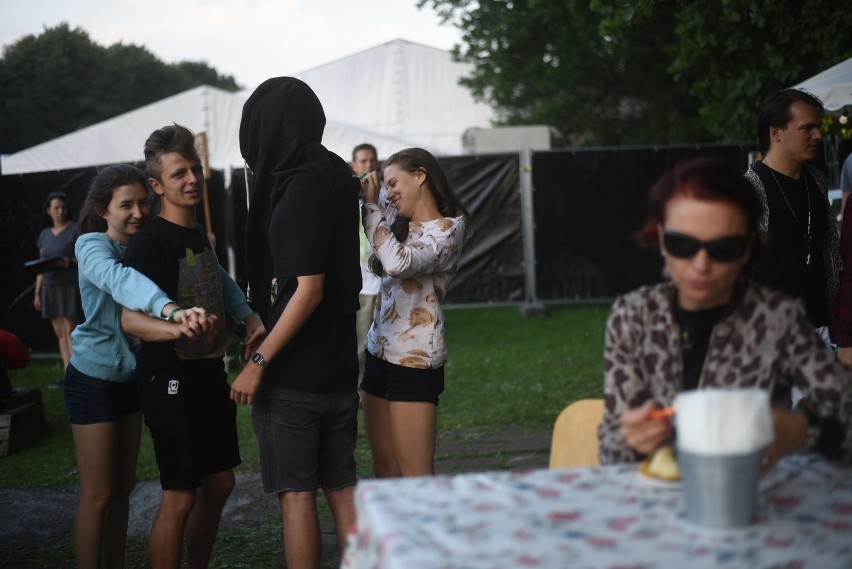 OFF Festival 2016, dzień pierwszy. Tak bawiliście się w...