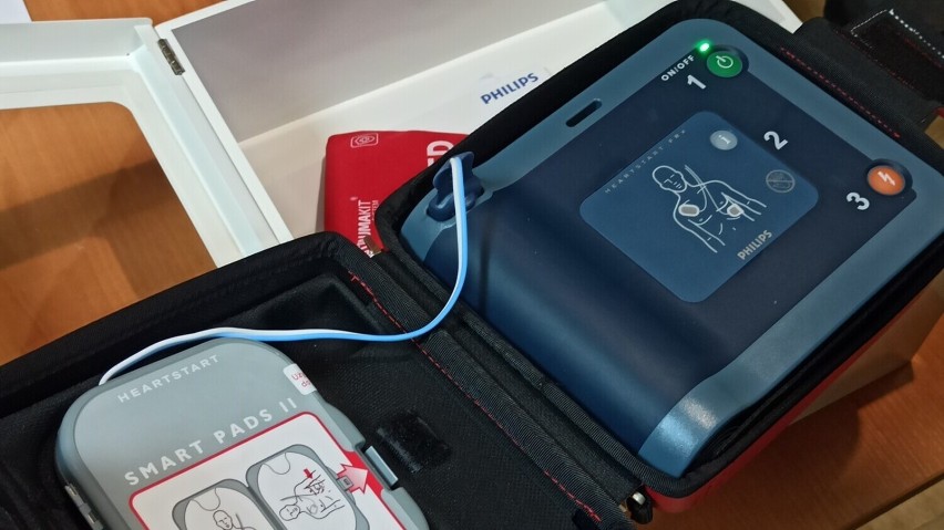 Kalisz: Czy na każdym kaliskim osiedlu znajdą się defibrylatory AED?