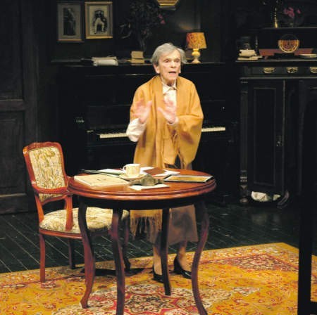 Krystyna Feldman w ostatniej teatralnej roli &amp;#8211; w monodramie &amp;#8222;I to mi zostało&amp;#8221; - Fot. Janusz Romaniszyn