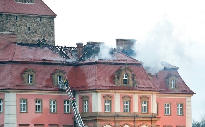 To był koszmar. Pamiętacie jak płonęło poddasze zamku Książ?