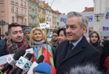 Robert Biedroń w Kaliszu odwołał się do upolitycznionego kazania: "Nie należy obrażać i dzielić" ZDJĘCIA
