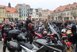 Fani motocykli rozpoczęli sezon! Setki maszyn na rynku w Gnieźnie [FOTO]