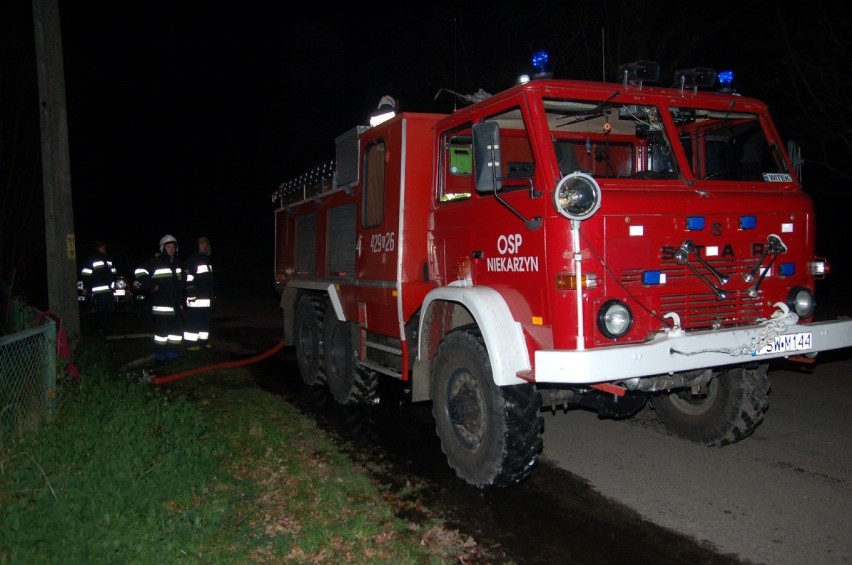 Gmina Zbąszynek. Pożar śmieci Wexpolu w Dąbrówce...