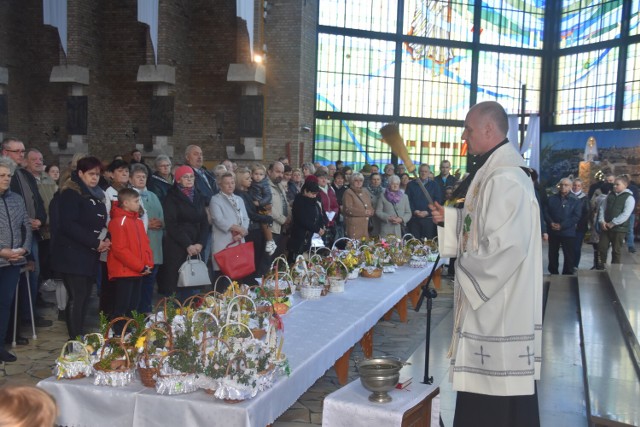 Tak wyglądało święcenie pokarmów w parafii św. Stanisława Kostki w Rypinie