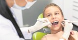 Dentyści w szkołach podstawowych w Radomsku. Miasto zaprasza do współpracy