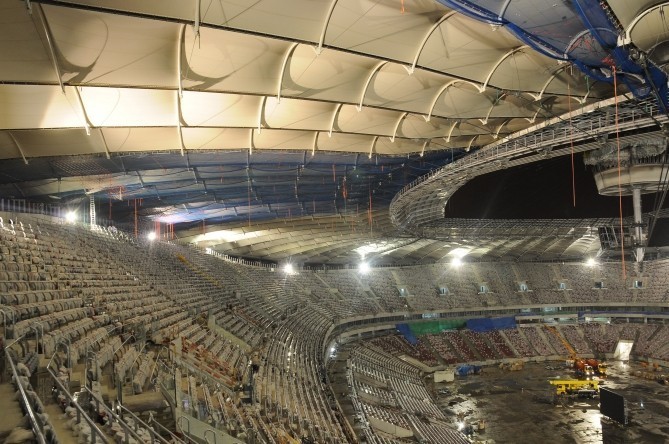 Na Stadionie Narodowym kończy się montaż krzesełek (FOTO)