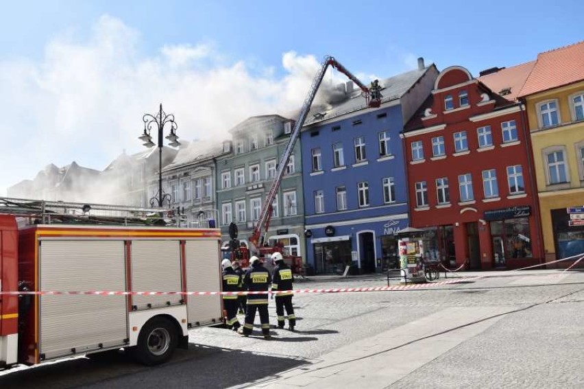 Pożar kamienicy na ostrowskim Rynku