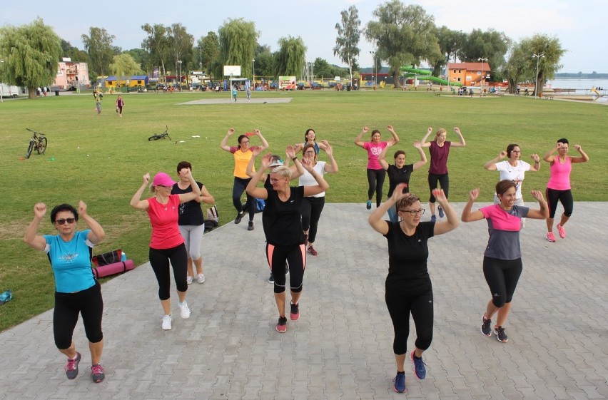 Letni aerobic na plaży 11 lipca 2018