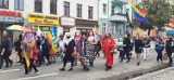 Polsko-niemiecki marsz równości idzie ulicami Słubic i Frankfurtu. Co tam się dzieje?  RELACJA LIVE 