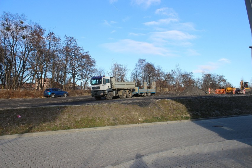 W Piekarach Śląskich trwa drugi etap przebudowy ul....