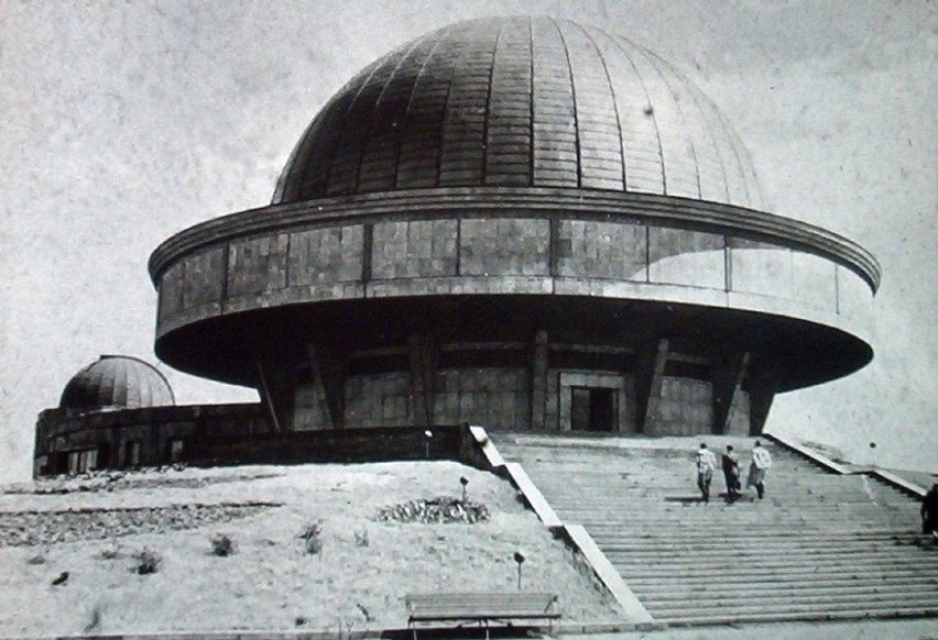 Zobaczcie archiwalne zdjęcia Planetarium Śląskiego!
Zobacz...