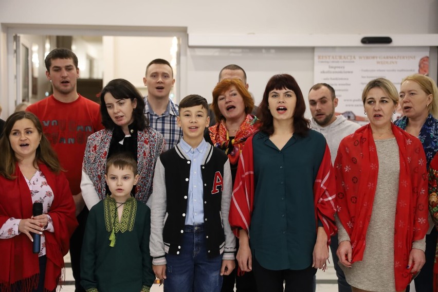 W Sokółce odbyła się wigilia dla uchodźców z Ukrainy. Był opłatek, potrawy świąteczne i prezenty