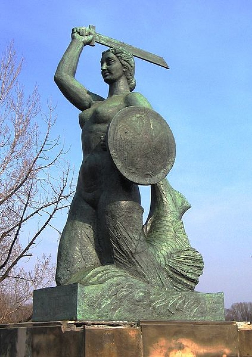 Pomnik Syreny na Powiślu z twarzą poetki