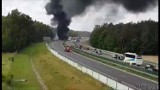 Naczepa ciężarówki z granulatem spłonęła na autostradzie A4