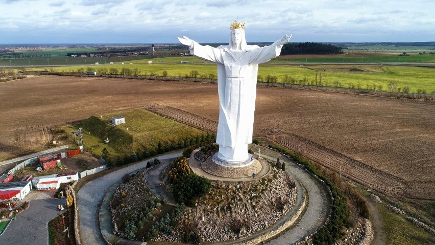 W połowie lutego 2020 r. na figurę Chrystusa w Świebodzinie...