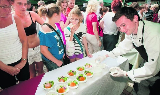 Na ubiegłorocznym festiwalu zupy potrawy serwowali m.in. kucharze z Wrocławia