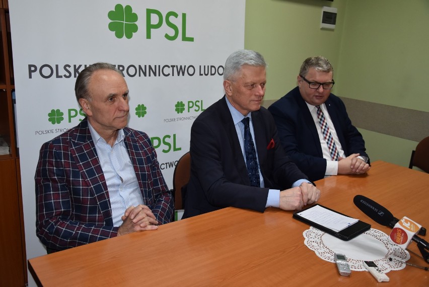 Konferencja prasowa PSL. Poseł Andrzej Grzyb: Powiaty tracą swoje kompetencje ZDJĘCIA