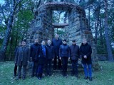 Przedstawiciele Austriackiego Czarnego Krzyża na cmentarzach wojennych w gminie Krempna