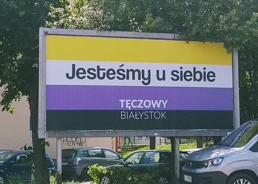 Billboardy antyLGBT w Białymstoku. Milcząca Większość kontra Tęczowy Białystok [zdjęcia]