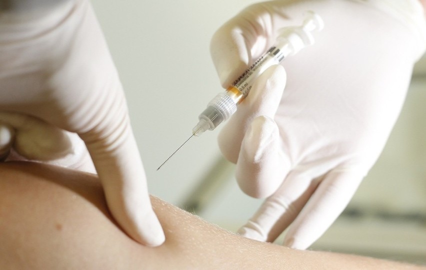 Zduńska Wola będzie szczepić na grypę mieszkańców po 65 roku życia