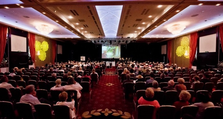 Koncert Sylwestrowy "Un Amore cosi grande" z udziałem Leon Voci - Hotel Mazurkas w Ożarów Mazowiecki