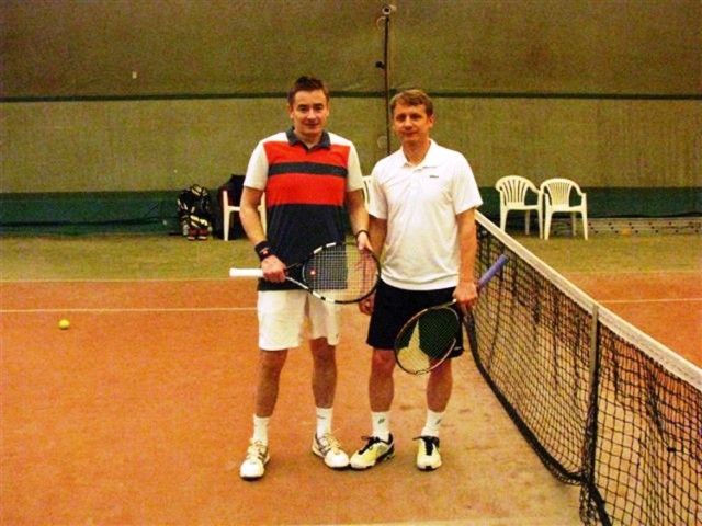 Sport w Chodzieży: Tenisista Mariusz Mijalski (z prawej) z trzema tytułami [FOTO]