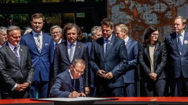 Deklarację Wolności i Solidarności uroczyście podpisano na obchodach 4 czerwca w Gdańsku w roku 2019