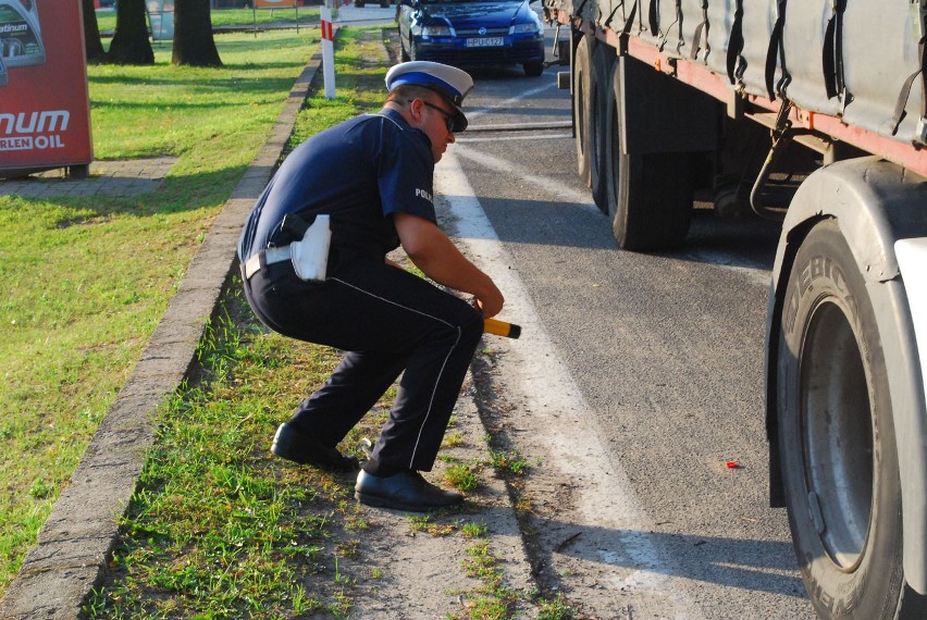 Akcja Znicz: Policjanci rozpoczęli akcję "Znicz 2013"