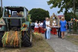 Dożynki gminne w Otyniu. Wieniec dożynkowy był tylko jeden, bo "każdy kłos na wagę złota" [ZDJĘCIA]