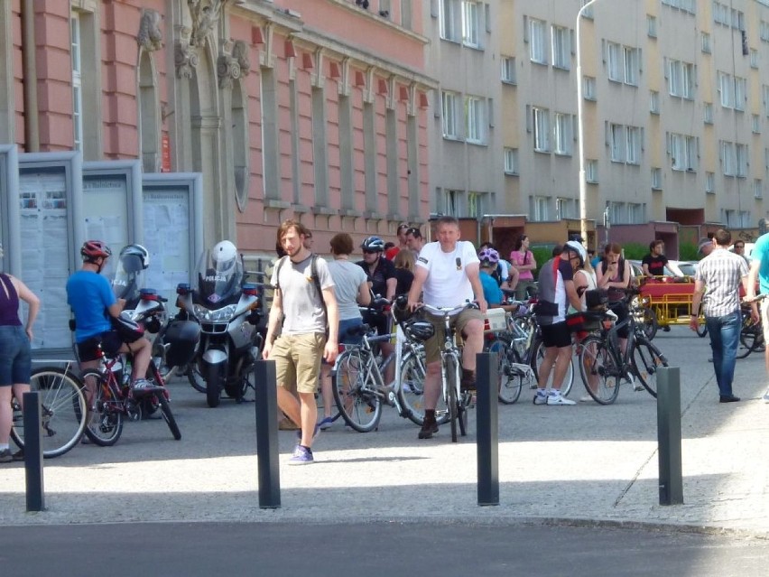 Rowerzyści przejechali tłumnie ulicami Wrocławia (ZDJĘCIA)