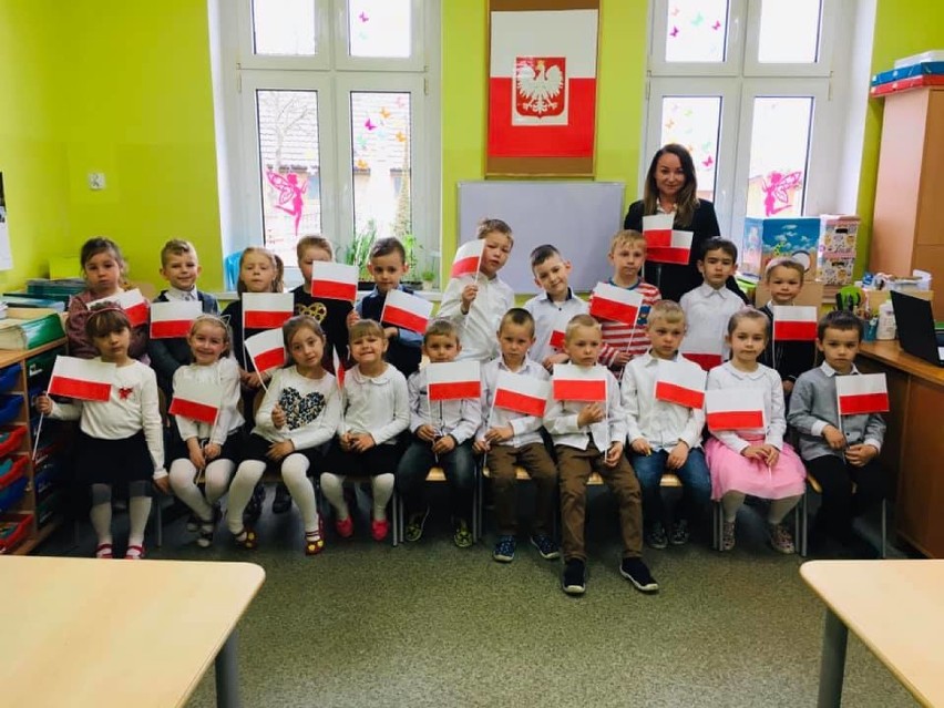 ZSP w Przyprostyni. Przedszkole Stefanowo - Biało-czerwone święta majowe 2021