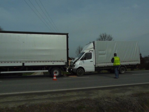 Wypadek Ropica Polska: zderzenie czterech samochodów [AKTUALIZACJA,VIDEO,ZDJĘCIA]