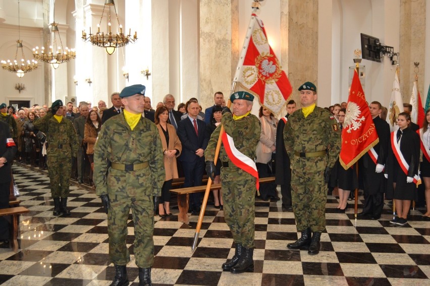 Tablicę odsłonięto na Górze Chełmskiej w Mauzoleum Poległym...