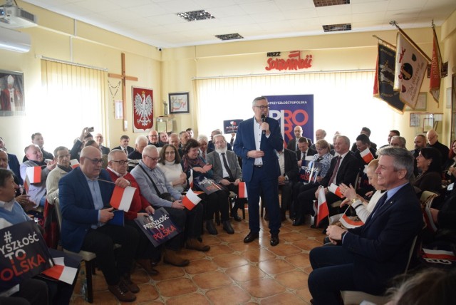 Spotkanie inaugurujące trasę programową PiS zorganizował dzisiaj 12 marca w Bielsku-Białej wiceminister rodziny i polityki społecznej Stanisław Szwed