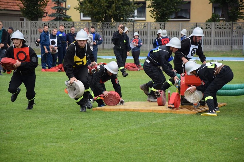 Powiatowe zawody sportowo - pożarnicze w Pleszewie