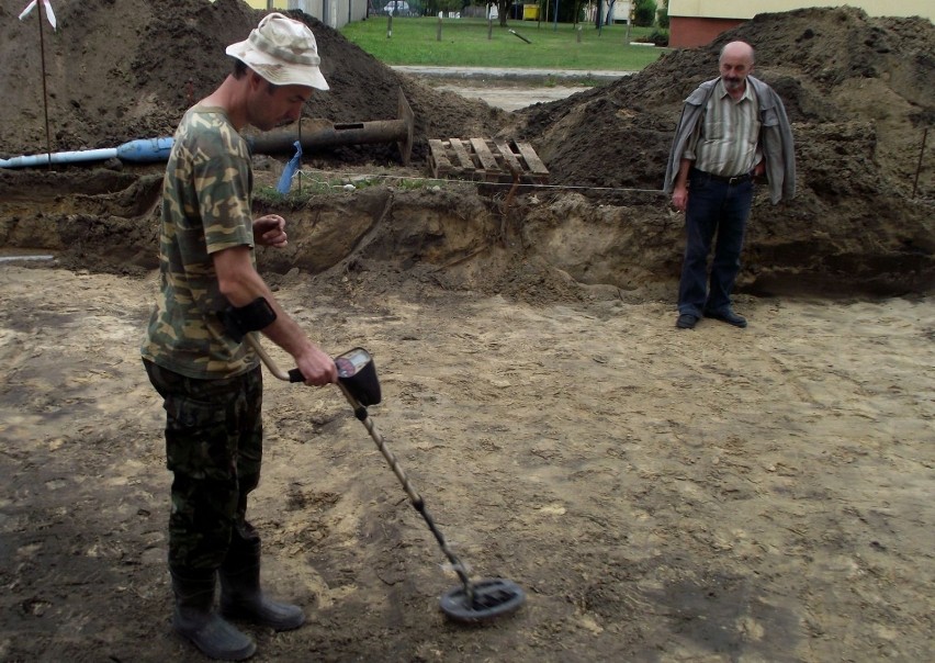 Prace związane z budową drogi, łączącej ulicę Mostową z...