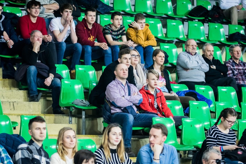 Łuczniczka Bydgoszcz pokonała u siebie Espadon Szczecin 3:2...