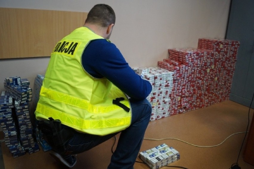 Gmina Zagórów: Przewoził ponad 100 tys. sztuk nielegalnych papierosów