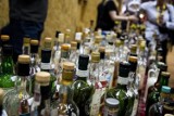 Ile mieszkańcy Kościerzyny wydali na alkohol w 2021 roku? Wzrosło spożycie mocnych trunków [GALERIA]