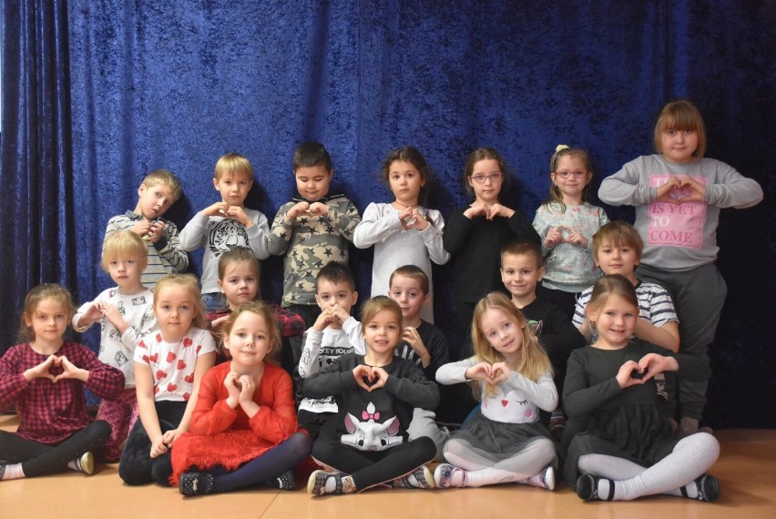 Przedszkole nr 1 w Gnieźnie „Wesołe Nutki” grupa Śpiewające Literki