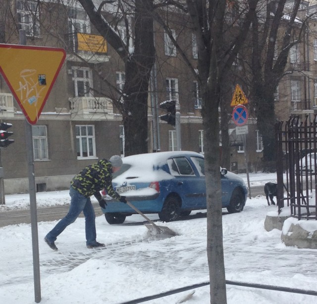Atak zimy - Warszawa pod śniegiem