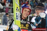 PŚ w skokach. Kamil Stoch zwycięża w Predazzo! (Wideo)