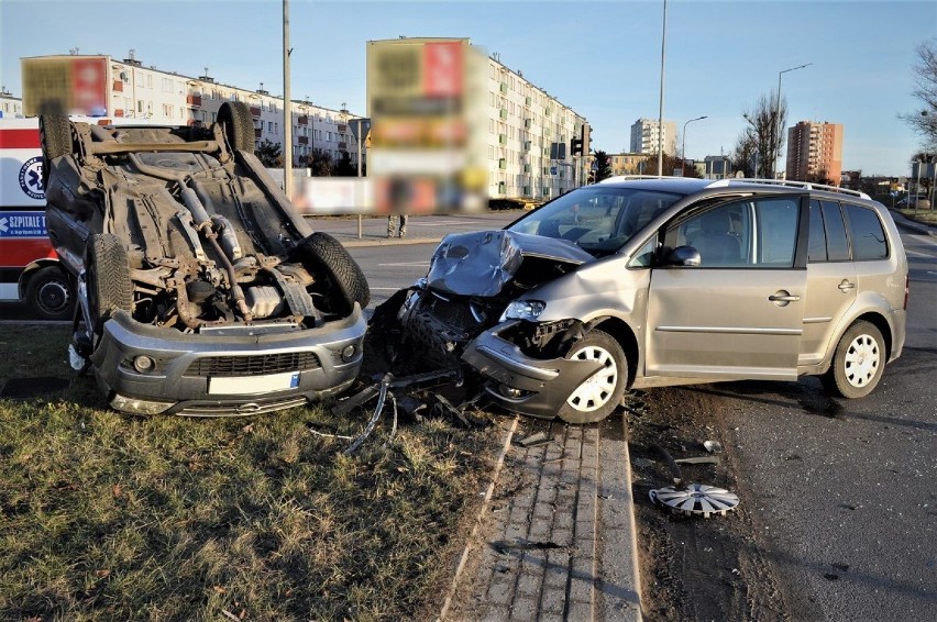 Tczew: Kierowca Opla stracił prawo jazdy za spowodowanie wypadku na alei Solidarności!