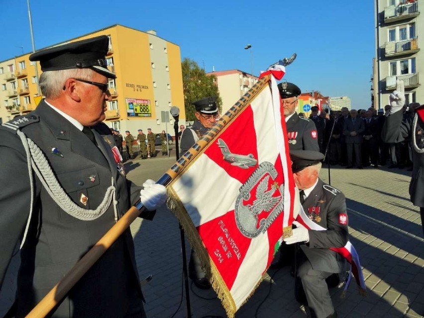 Lotnicy z Piły otrzymali sztandar