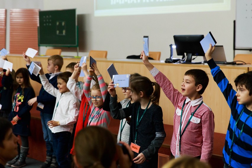 Białostocki Uniwersytet Dziecięcy - najmłodsi studenci rozpoczęli rok akademicki [ZDJĘCIA]